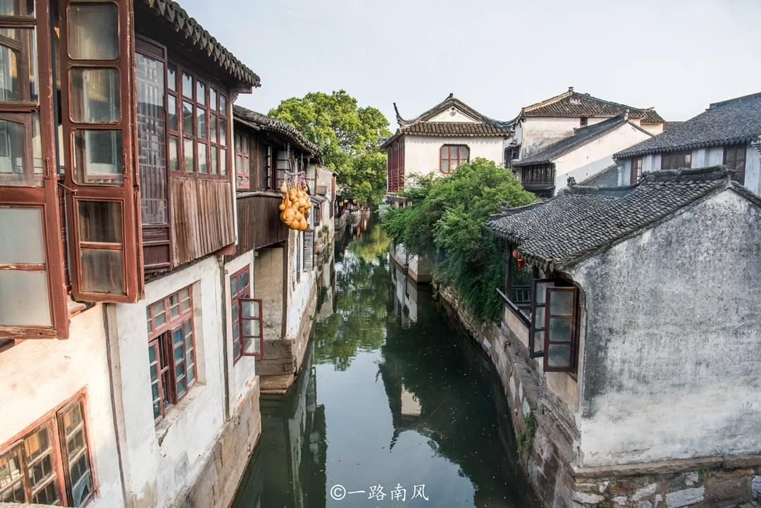 去年市城投公司完成总投资11.64亿元